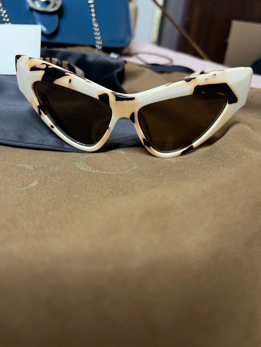 GUCCI CATEYE Sunglasses GG1294S NEW - Picture 5 of 10